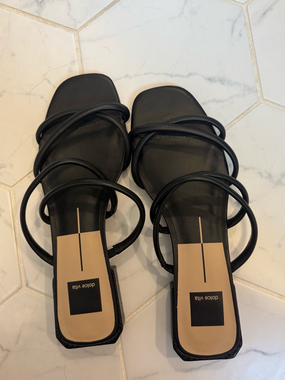Dolce Vita Black Sandals 9.5